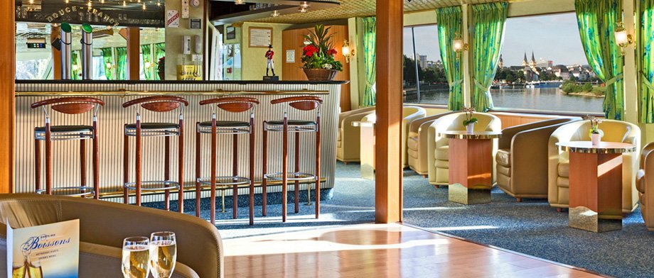 Bar auf einem Schiff von CroisiEurope