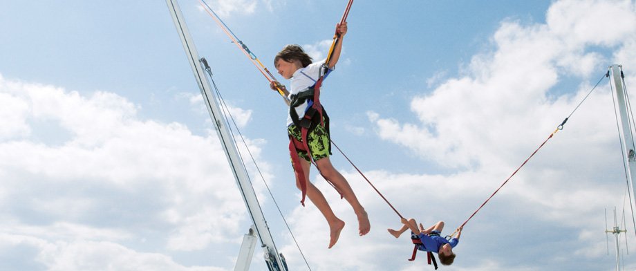 Bungee-Jumping für Kinder auf der Enchantment of the Seas