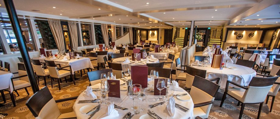 Elegantes Restaurant der Excellence Princess